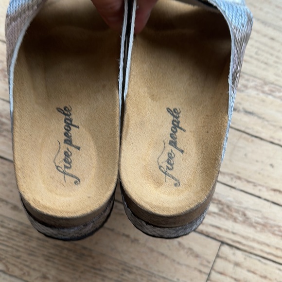 Free people platform sandals size 38 new never worn - Picture 9 of 9